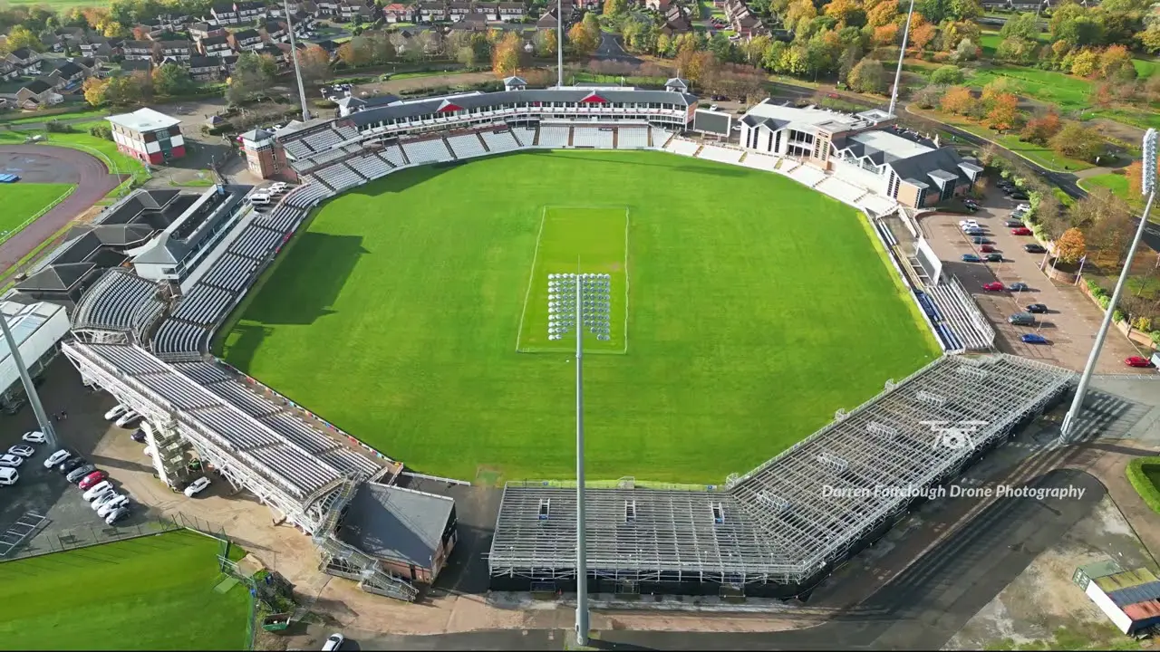 Cricket nel County Durham Riverside Park e Riverside Ground Cricket in County Durham Riverside Park and Riverside Ground