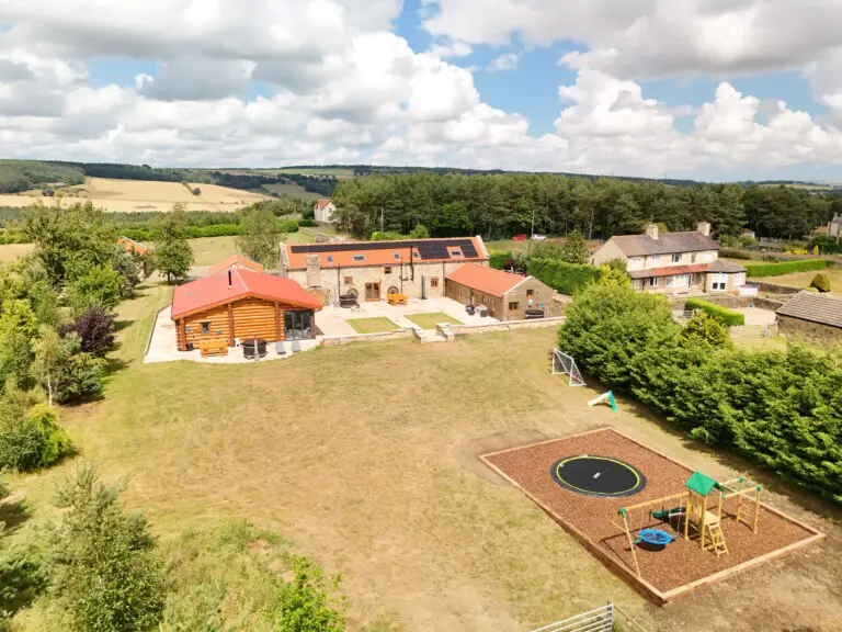 Luxury 6 acre countryside estate in County Durham with private hot tubs