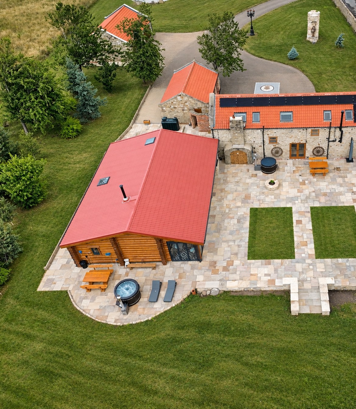 The Barn & The Log MAIN