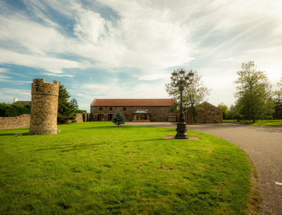 THE BARN OAKENSHAW (10)